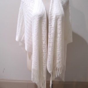 Britts Knits Women Cream Knit Poncho Fringe Bottom Open Front Shawl Wrap OS NWT
